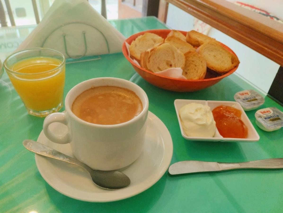 Hosteria Mundo Tablas مار ديل بلاتا المظهر الخارجي الصورة